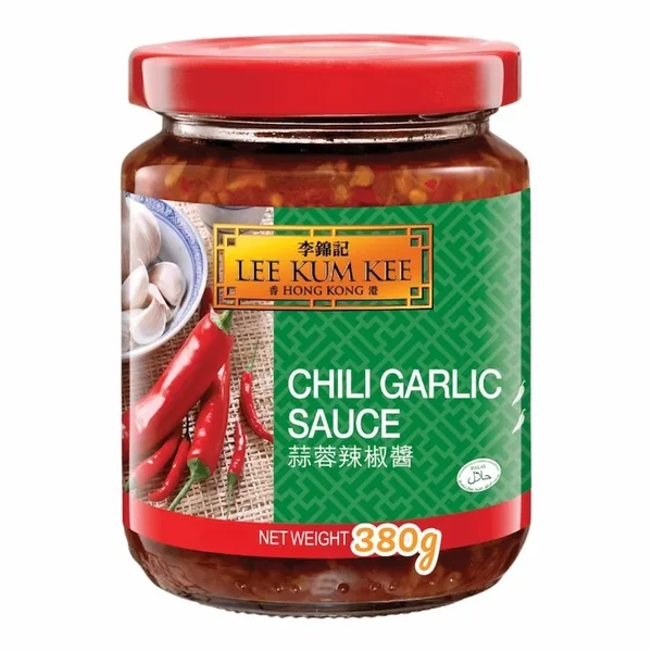Lee Kum Kee Sauce a l’ail et au piment 380g